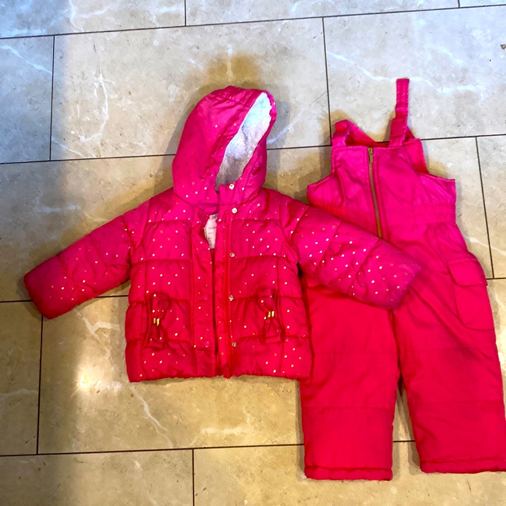 Carter’s 2 piece snow suit
